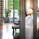 Lunetta 4* Rome
