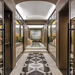 Lunetta Hotell 4*