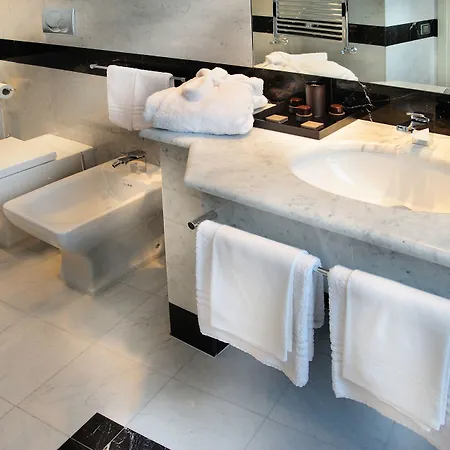 Lunetta 4* Rome