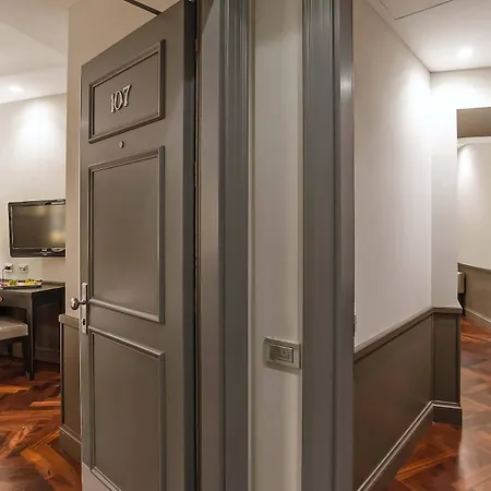 لونيتا فندق